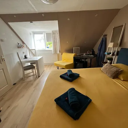 Holiday-44 Alojamento de Acomodação e Pequeno-almoço Enkhuizen